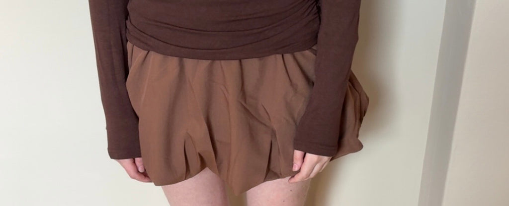 Novi skort